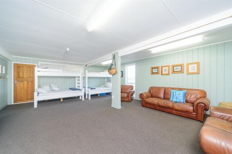 Photo of property in 1946 Parewanui Road, Parewanui, Bulls, 4894