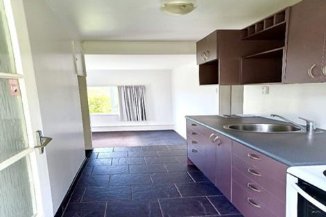 Photo of property in 19 Breton Grove, Kingston, Wellington, 6021