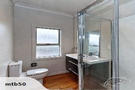 Photo of property in 1/179 Waimumu Road, Massey, Auckland, 0614