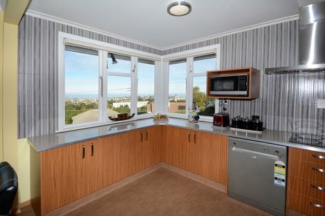 Photo of property in 18 Hanlon Street, Halfway Bush, Dunedin, 9010