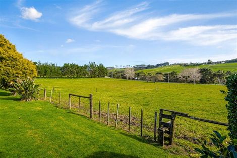 Photo of property in 192 Muriwai Valley Road, Muriwai, Waimauku, 0881