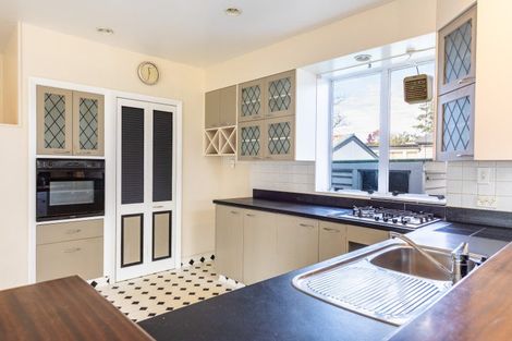 Photo of property in 12 Gertrude Street, Dannevirke, 4930