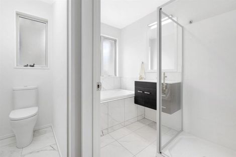 Photo of property in 11 Rue De La Mare, Parklands, Christchurch, 8083