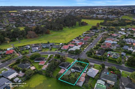 Photo of property in 48 Smythe Road, Henderson, Auckland, 0612
