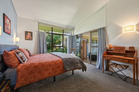 Photo of property in 2 Exeter Place, Tihiotonga, Rotorua, 3015