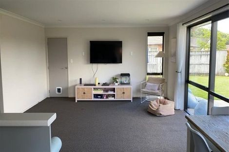Photo of property in 10 Bathurst Crescent, Pyes Pa, Tauranga, 3112