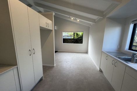 Photo of property in 1/7 Vera Road, Te Atatu South, Auckland, 0610