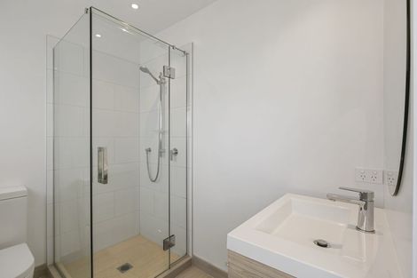 Photo of property in 127-127a Gowing Drive, Meadowbank, Auckland, 1072