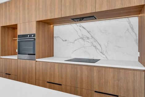 Photo of property in 9a Strandon Place, Strandon, New Plymouth, 4312