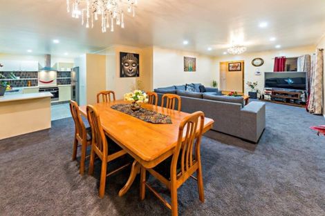 Photo of property in 40 Farmdale Court, Flat Bush, Auckland, 2019