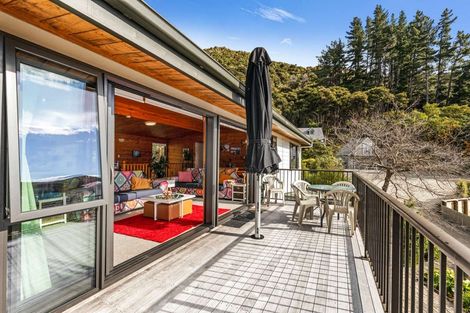 Photo of property in 9a Finlay Grove, Waikawa, Picton, 7220