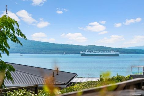 Photo of property in 1/73 Castor Bay Road, Castor Bay, Auckland, 0620