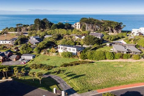 Photo of property in 11 Highgrove, Saint Clair, Dunedin, 9012