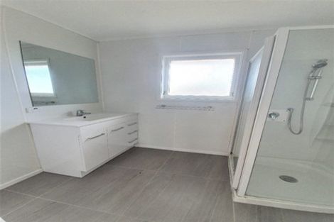 Photo of property in 313a Pakuranga Road, Pakuranga Heights, Auckland, 2010