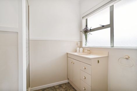 Photo of property in 109 Rushgreen Avenue, Pahurehure, Papakura, 2113