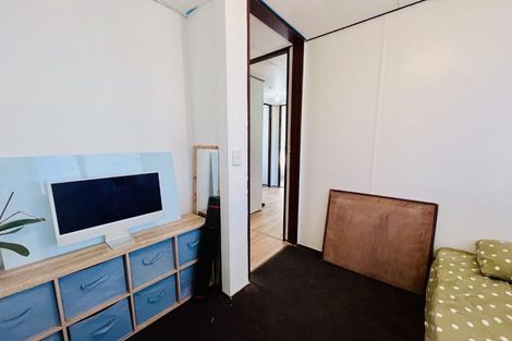 Photo of property in 5 Kopara Place, Clendon Park, Auckland, 2103