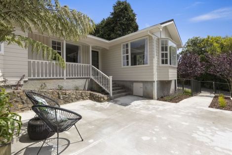 Photo of property in 104 Kamahi Street, Stokes Valley, Lower Hutt, 5019