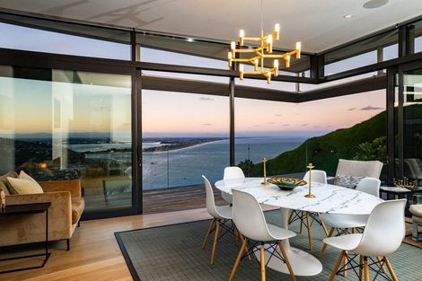 Photo of property in 7 Scarborough Fare, Scarborough, Christchurch, 8081