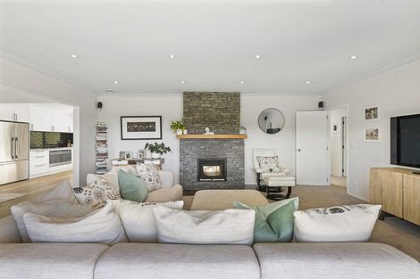 Photo of property in 85 Whitford-maraetai Road, Whitford, Howick, 2571