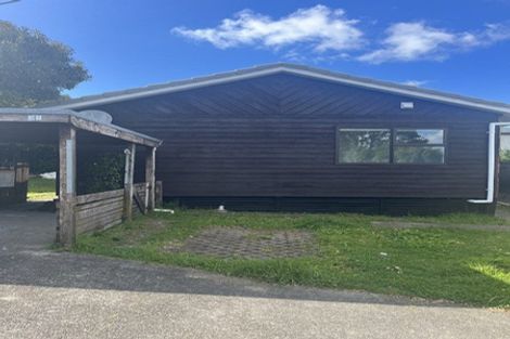 Photo of property in 1/7 Vera Road, Te Atatu South, Auckland, 0610