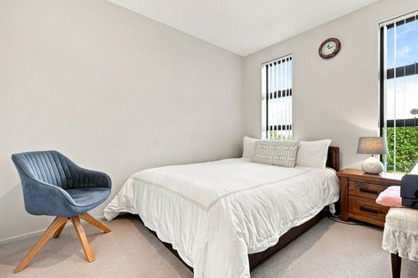 Photo of property in 13 Andalusian Way, Karaka, Papakura, 2113