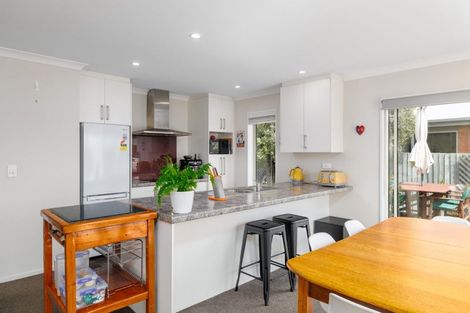 Photo of property in 1/27 Kirsten Place, Parklands, Christchurch, 8083