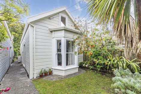 Photo of property in 127 Aro Street, Aro Valley, Wellington, 6021