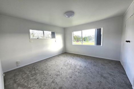 Photo of property in 6 Deacon Road, Riverhead, Kumeu, 0892