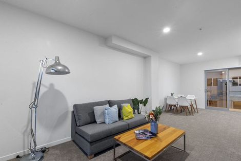 Photo of property in 4/1 Matuhi Rise, Henderson, Auckland, 0612