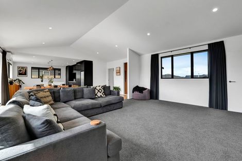 Photo of property in 11 Midsummer Avenue, Stratford, 4332