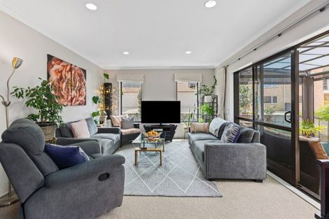 Photo of property in 21/19 Glencarron Place, Bethlehem, Tauranga, 3110