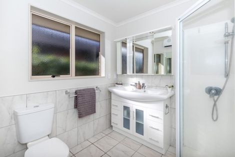 Photo of property in 2 Cabernet Close, Rototuna, Hamilton, 3210