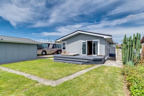 Photo of property in 1404 Warwick Place, Mayfair, Hastings, 4122