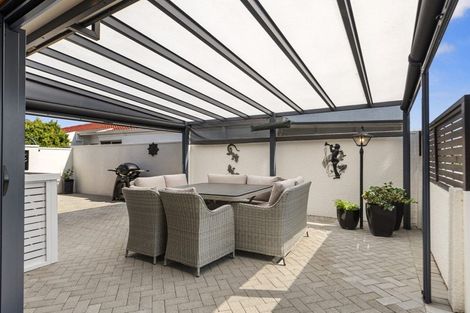 Photo of property in 19 Plateau Heights, Mount Maunganui, 3116