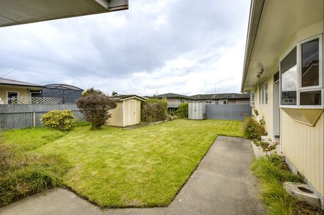 Photo of property in 43 Holyrood Street, Taradale, Napier, 4112