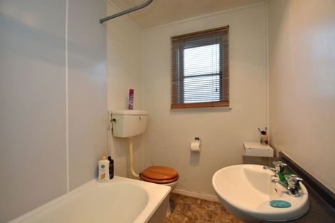 Photo of property in 43 Eton Street, Otautau, 9610