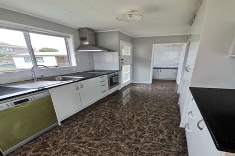 Photo of property in 14 Tango Place, Henderson, Auckland, 0610