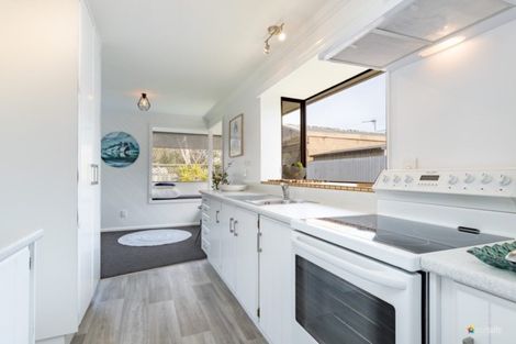 Photo of property in 2/27 Merton Street, Trentham, Upper Hutt, 5018