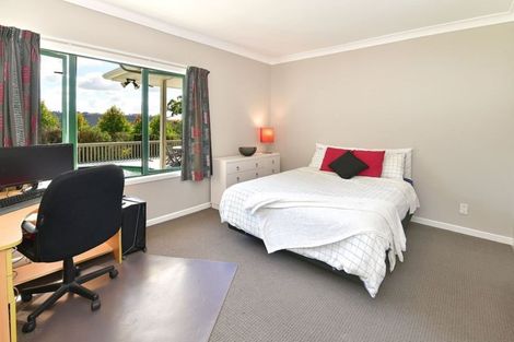 Photo of property in 1211 State Highway 16, Waimauku, 0883