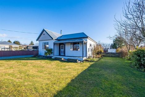 Photo of property in 3 Mckenzie Street, Fairlie, 7925