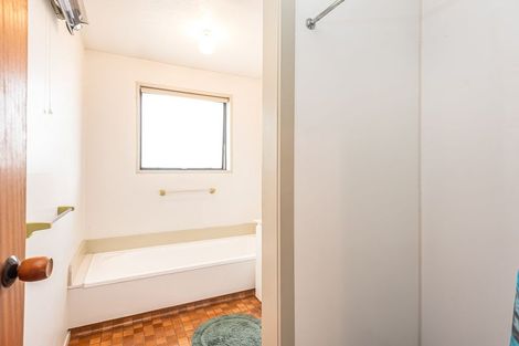 Photo of property in 2/61 Caledonian Road, St Albans, Christchurch, 8014