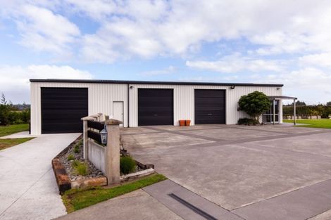 Photo of property in 282 Turangi Road, Tikorangi, Waitara, 4383