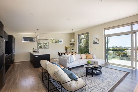 Photo of property in 14b Maple Crescent, Whalers Gate, New Plymouth, 4310