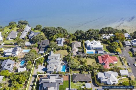 Photo of property in 52 Stanley Point Road, Stanley Point, Auckland, 0624