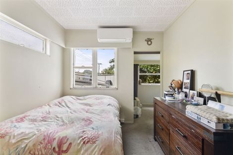Photo of property in 5 Argyle Road, Browns Bay, Auckland, 0630