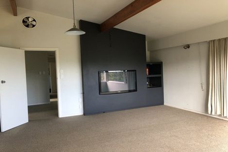 Photo of property in 205 Manuka Road, Bayview, Auckland, 0629