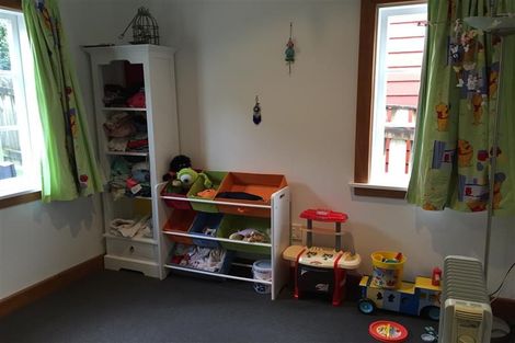 Photo of property in 6 Hathaway Avenue, Karori, Wellington, 6012