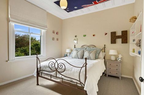 Photo of property in 44 Te Mata Road, Havelock North, 4130