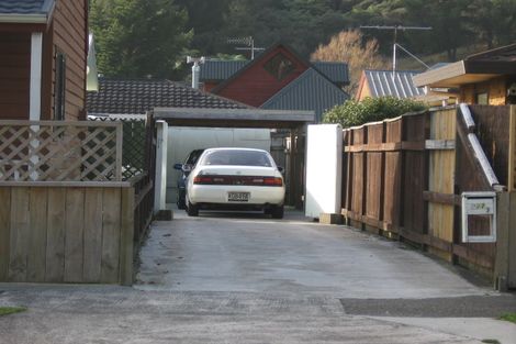 Photo of property in 2/227 Stokes Valley Road, Stokes Valley, Lower Hutt, 5019