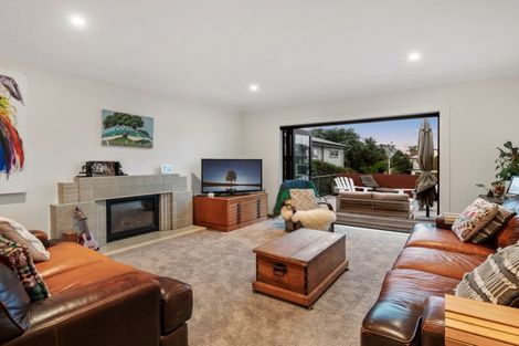 Photo of property in 166 Valley Road, Mount Maunganui, 3116
